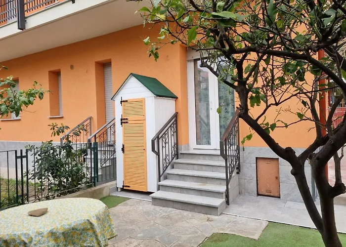 Al Mare Con Giardino