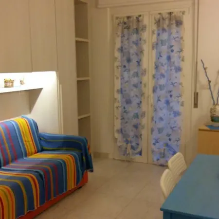 Apartment Al Mare Con Giardino *