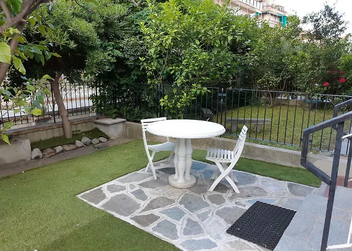 Al Mare Con Giardino Lejlighed Borghetto Santo Spirito